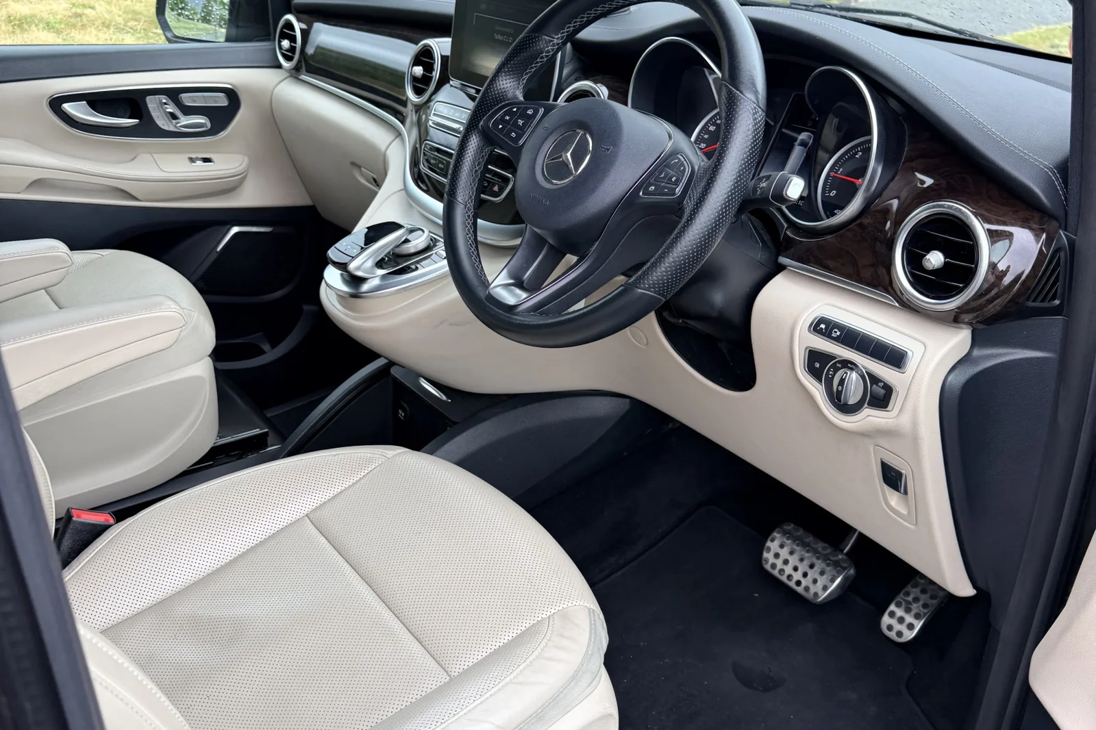 Rent Mercedes-Benz V-Class 250 Brown 2019 in Queenstown - 3 