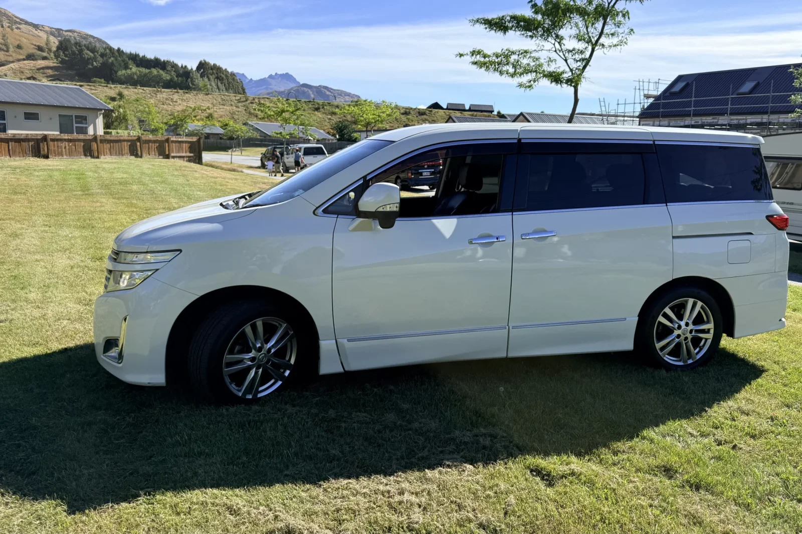 Rent Nissan Elgrand  White 2012 in Queenstown