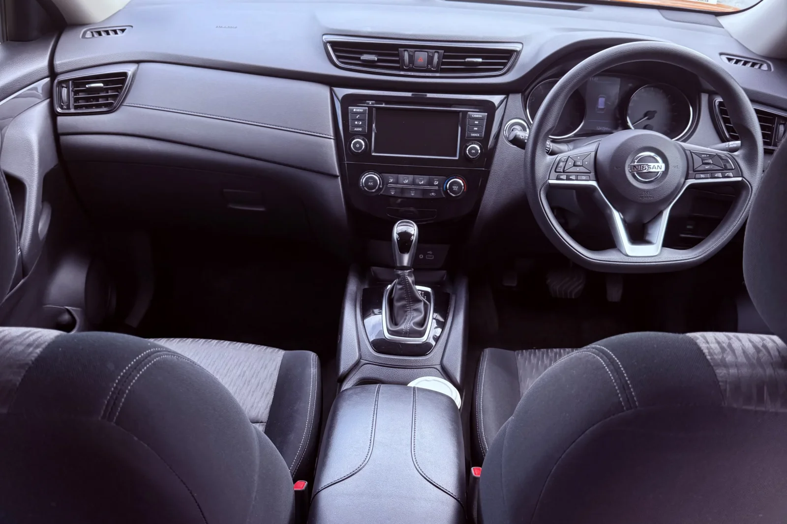 Rent Nissan X-Trail  Orange 2021 in Queenstown - 4 