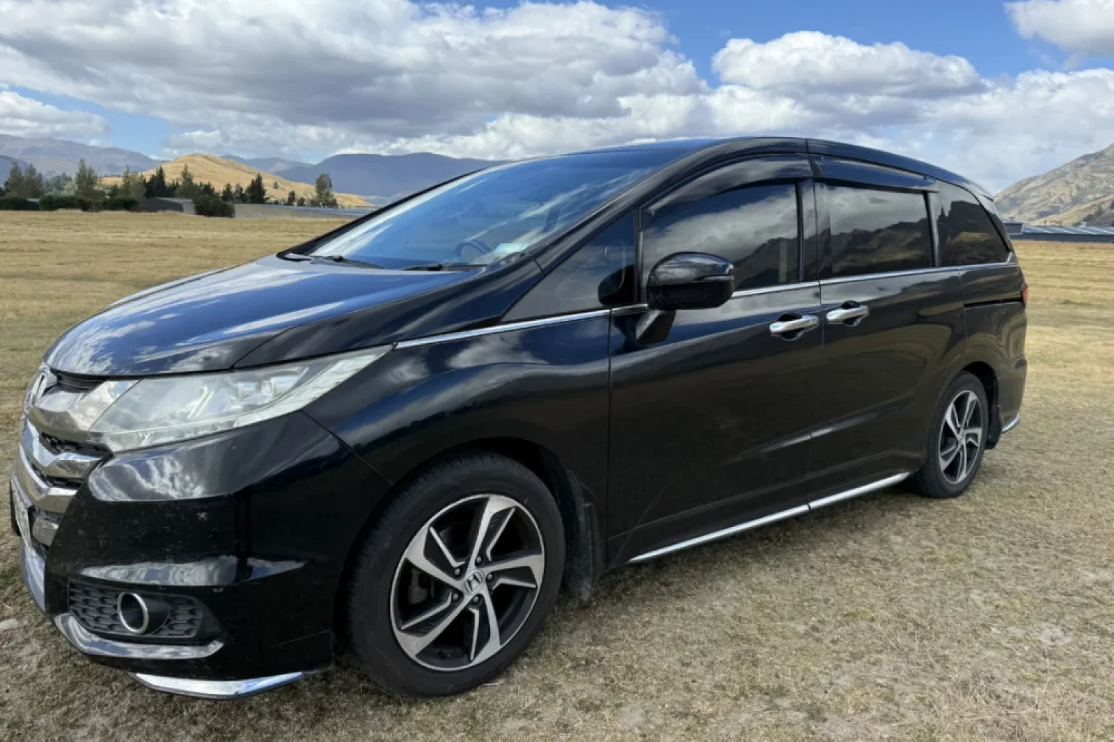 Rent Honda Odyssey  Black 2015 in Queenstown - 2 
