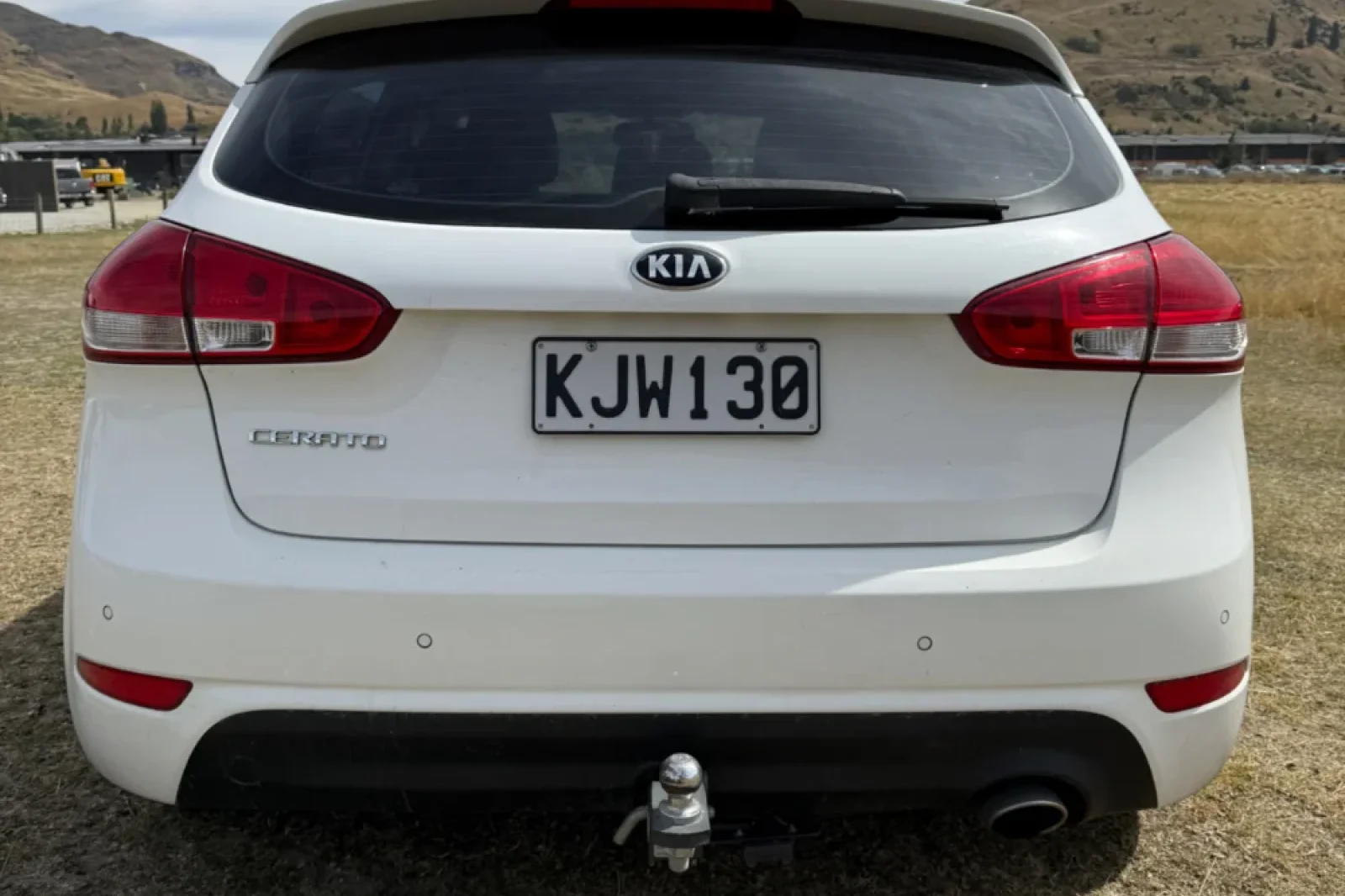 Rent Kia Cerato  White 2015 in Queenstown - 7 
