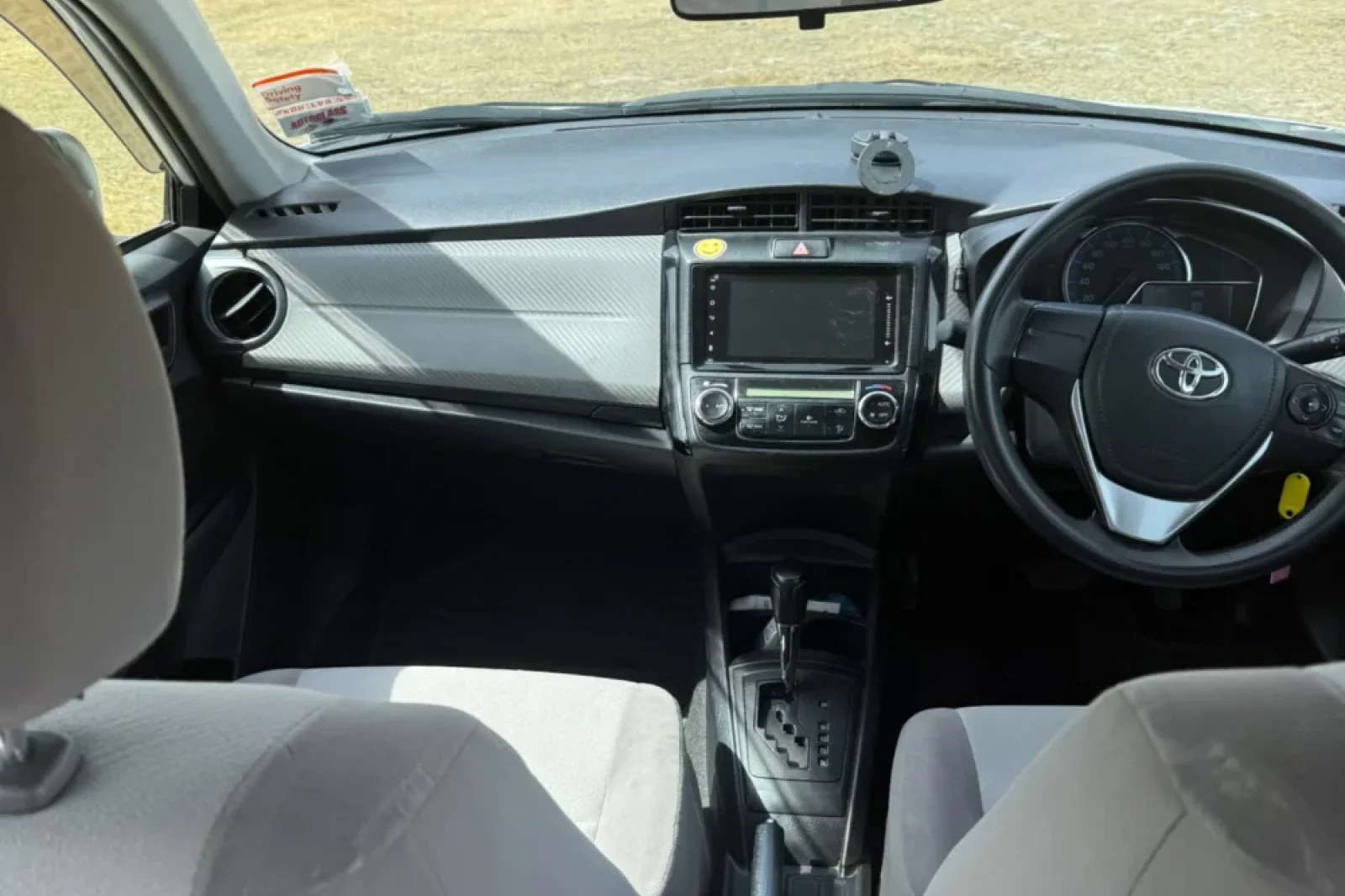 Rent Toyota Corolla  White 2015 in Queenstown - 6 