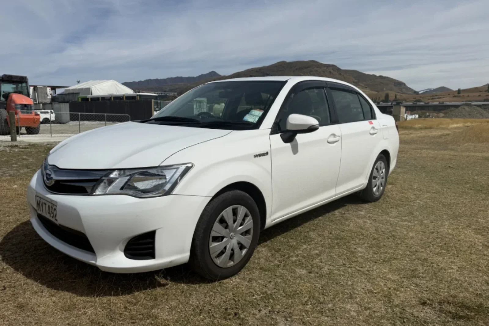 Rent Toyota Corolla  White 2015 in Queenstown - 7 