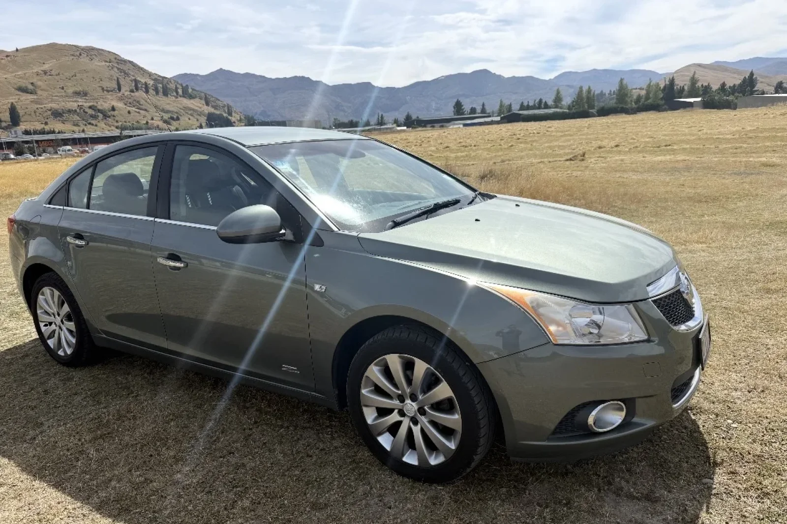 Rent Chevrolet Cruze S Grey 2015 in Queenstown - 6 