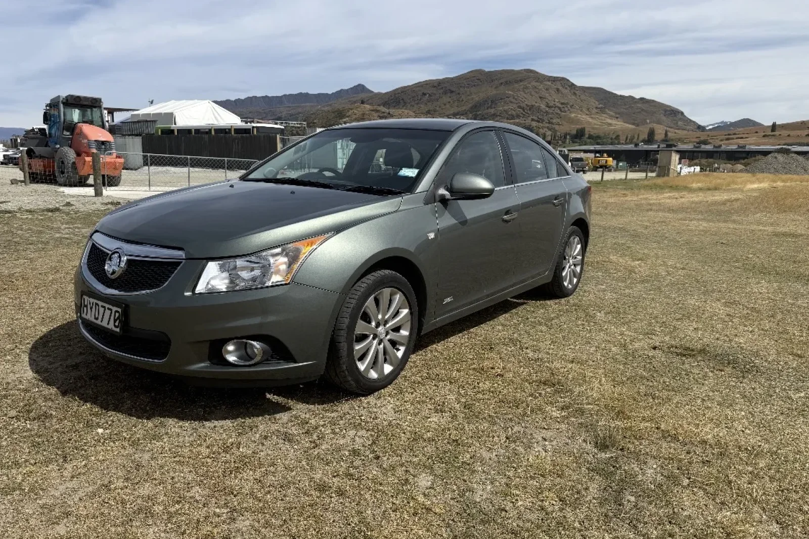 Rent Chevrolet Cruze S Grey 2015 in Queenstown