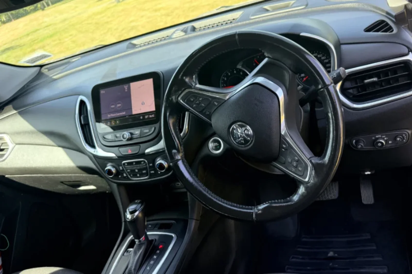 Rent Chevrolet Equinox  Grey 2018 in Queenstown - 3 