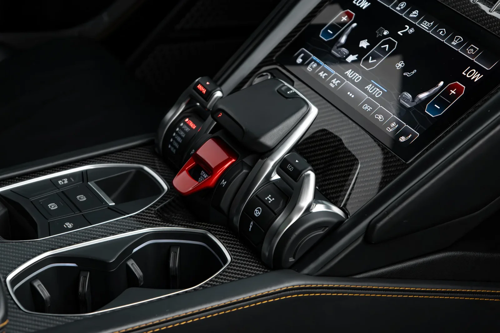 Huren Lamborghini Urus  Zwart 2021 in Abu Dhabi - 13 