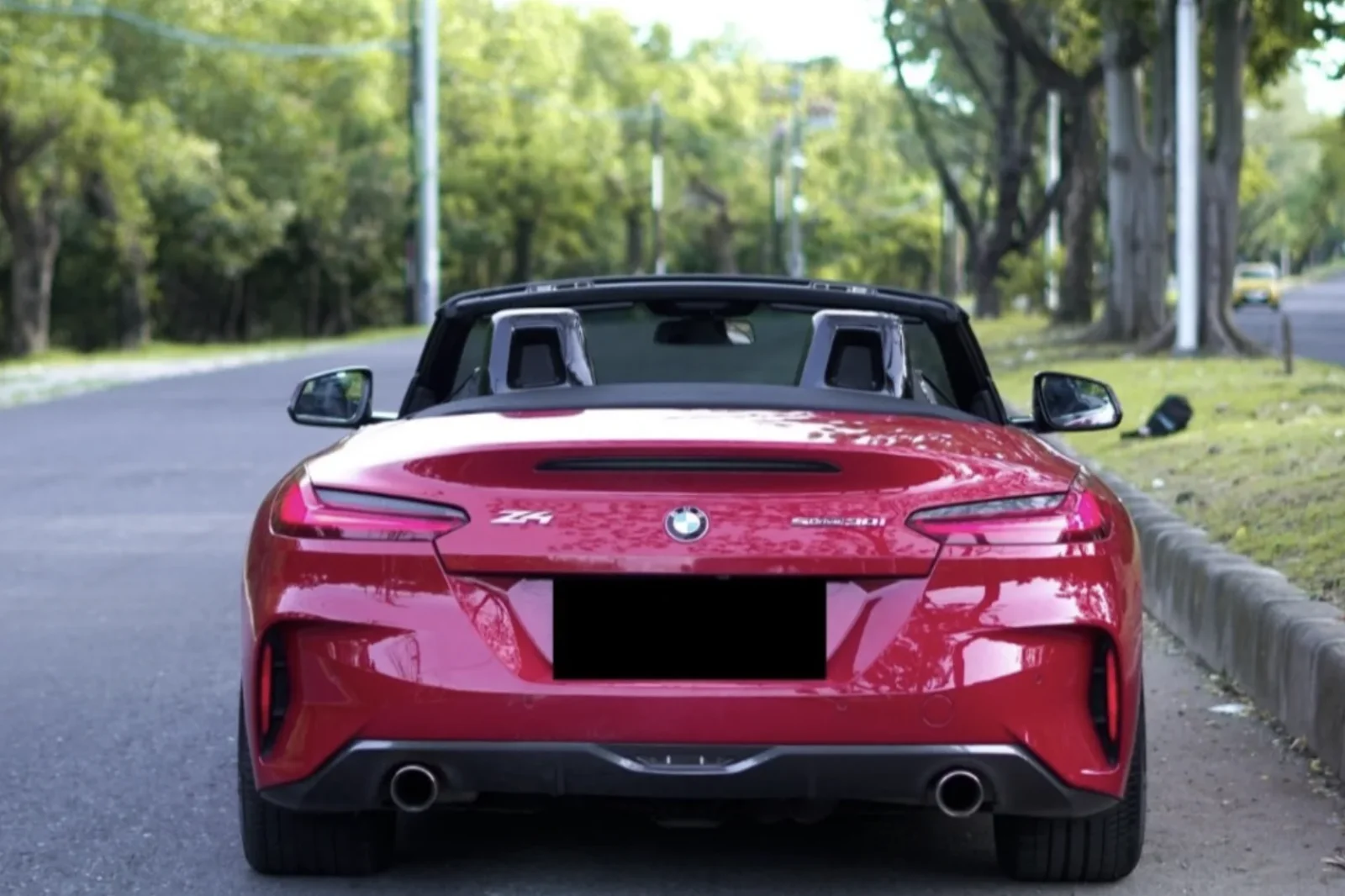 Miete BMW Z4  Rot 2023 in der Bali - 5 
