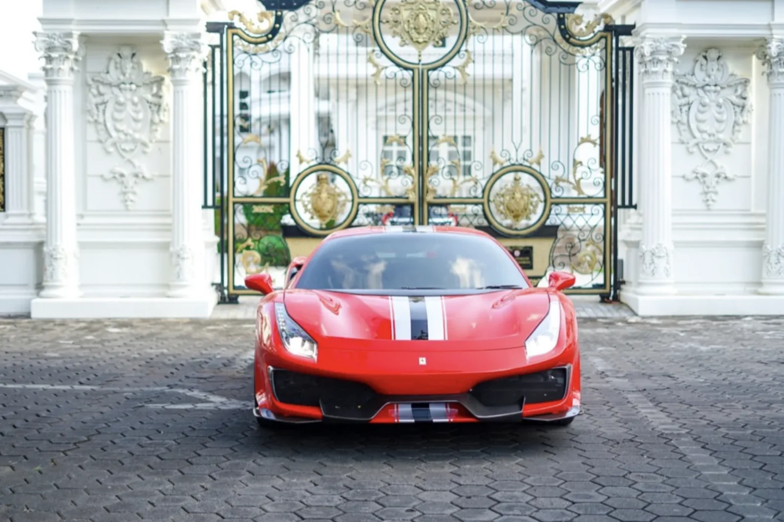 Rent Ferrari 488 Pista  Red 2020 in Bali - 6 