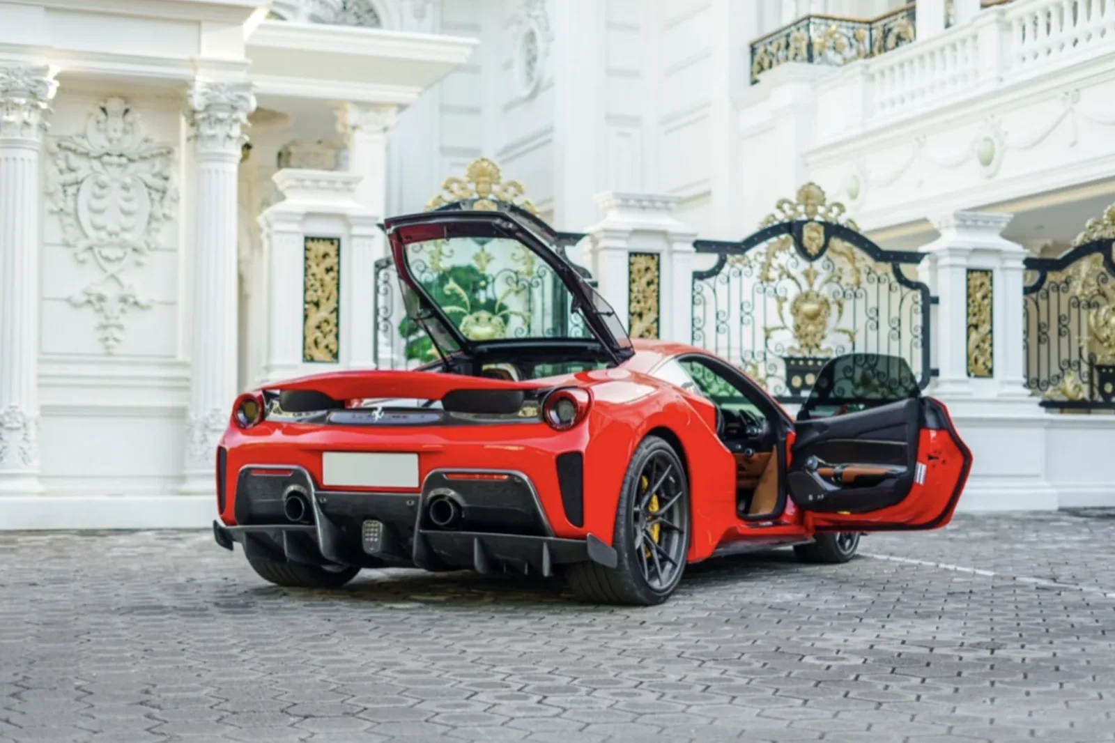Rent Ferrari 488 Pista  Red 2020 in Bali - 4 