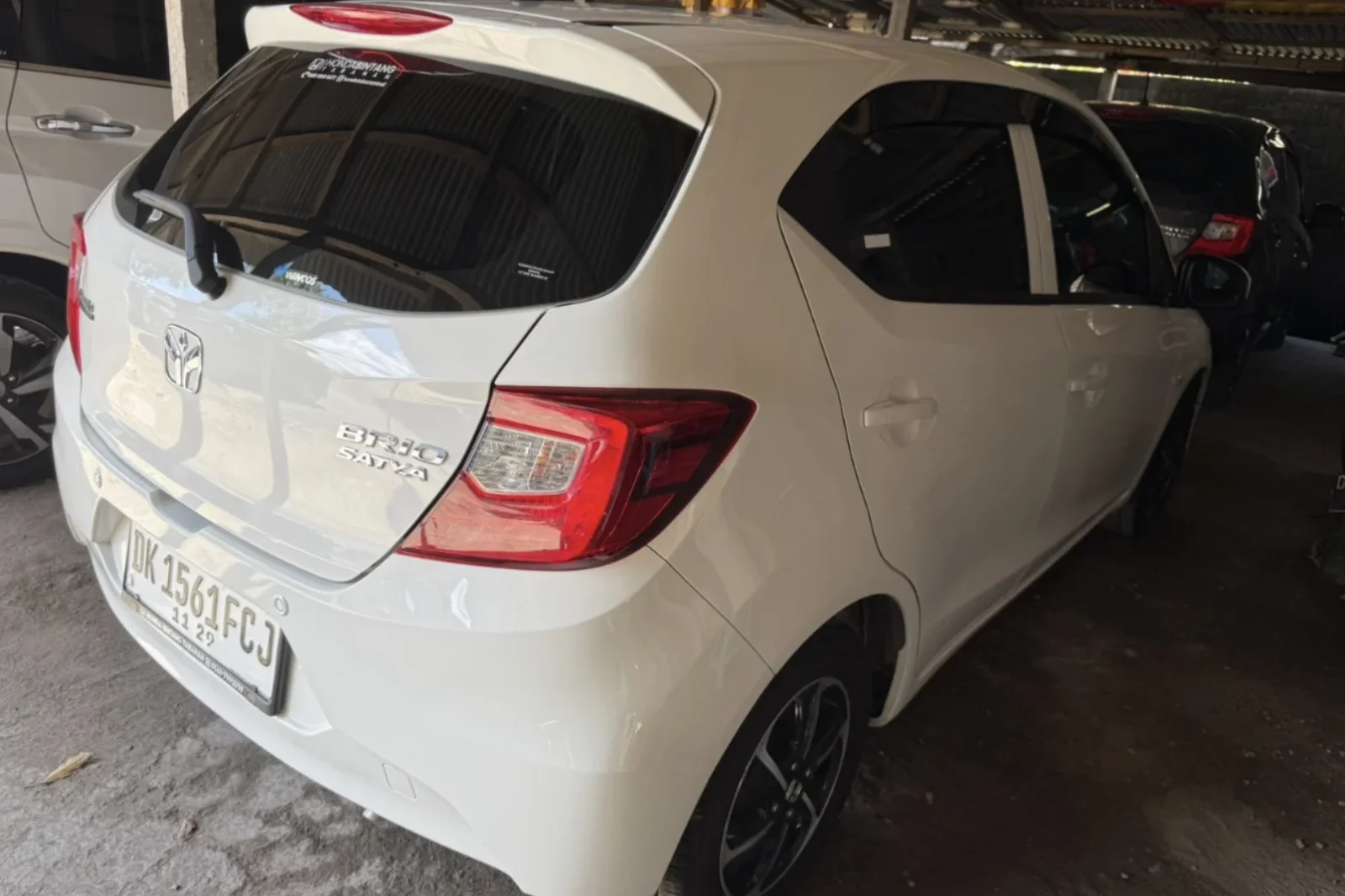 Affitto Honda Brio  Bianco 2023 in Bali - 4 