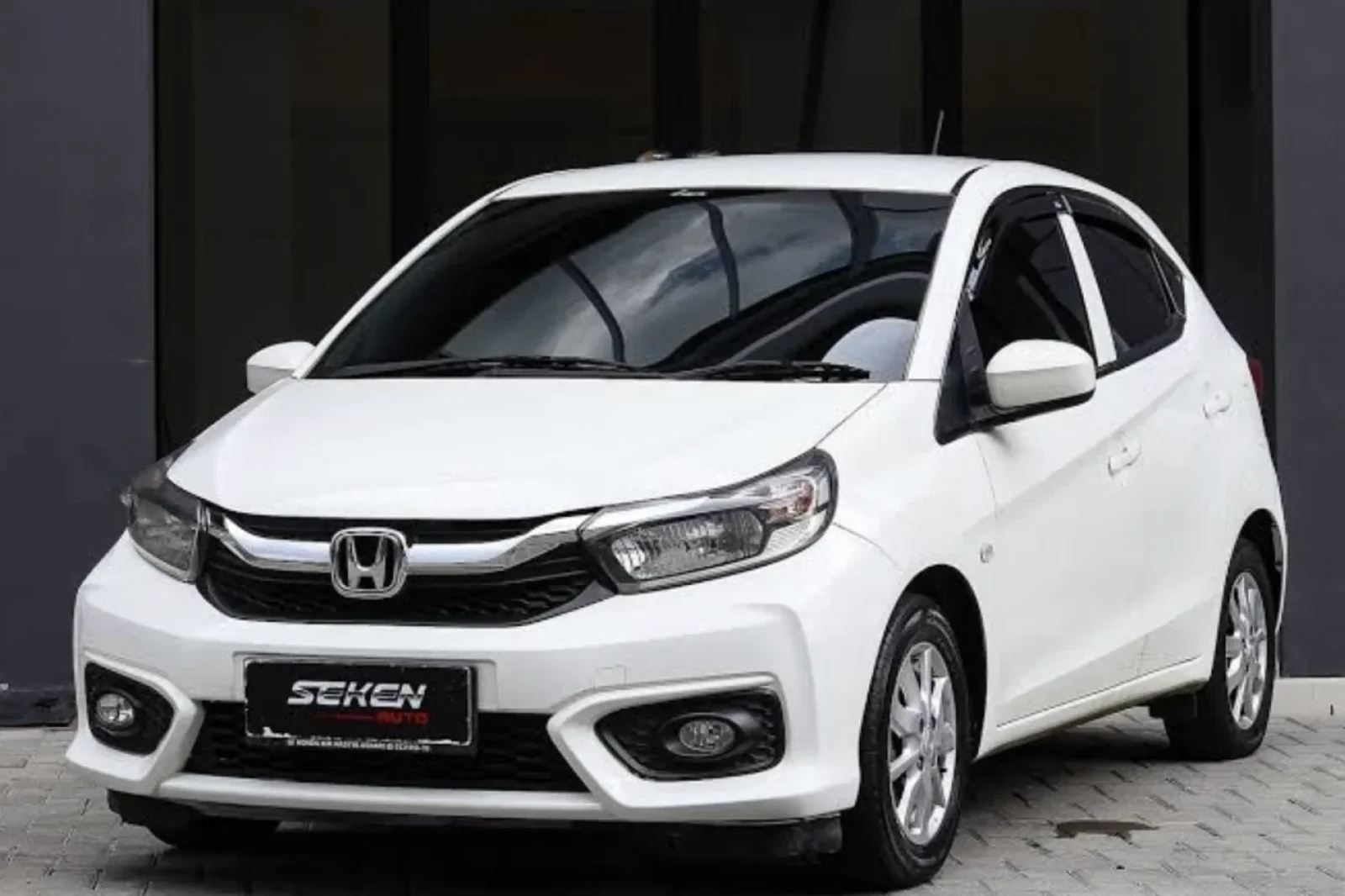 Affitto Honda Brio  Bianco 2023 in Bali