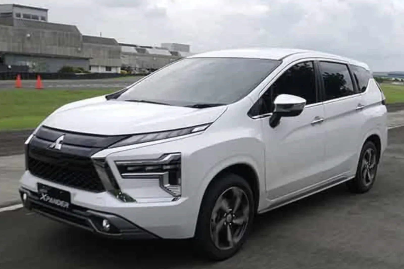 Affitto Mitsubishi Xpander  Bianco 2023 in Bali