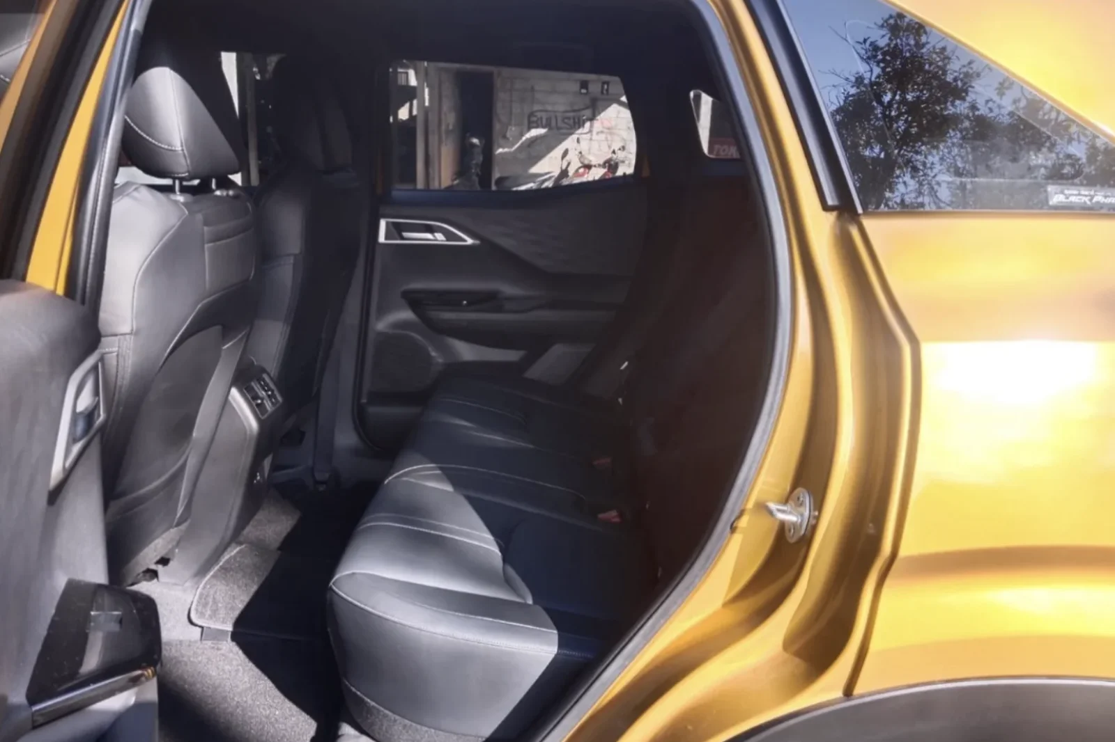 Affitto Mitsubishi Xforce  Oro 2025 in Bali - 3 