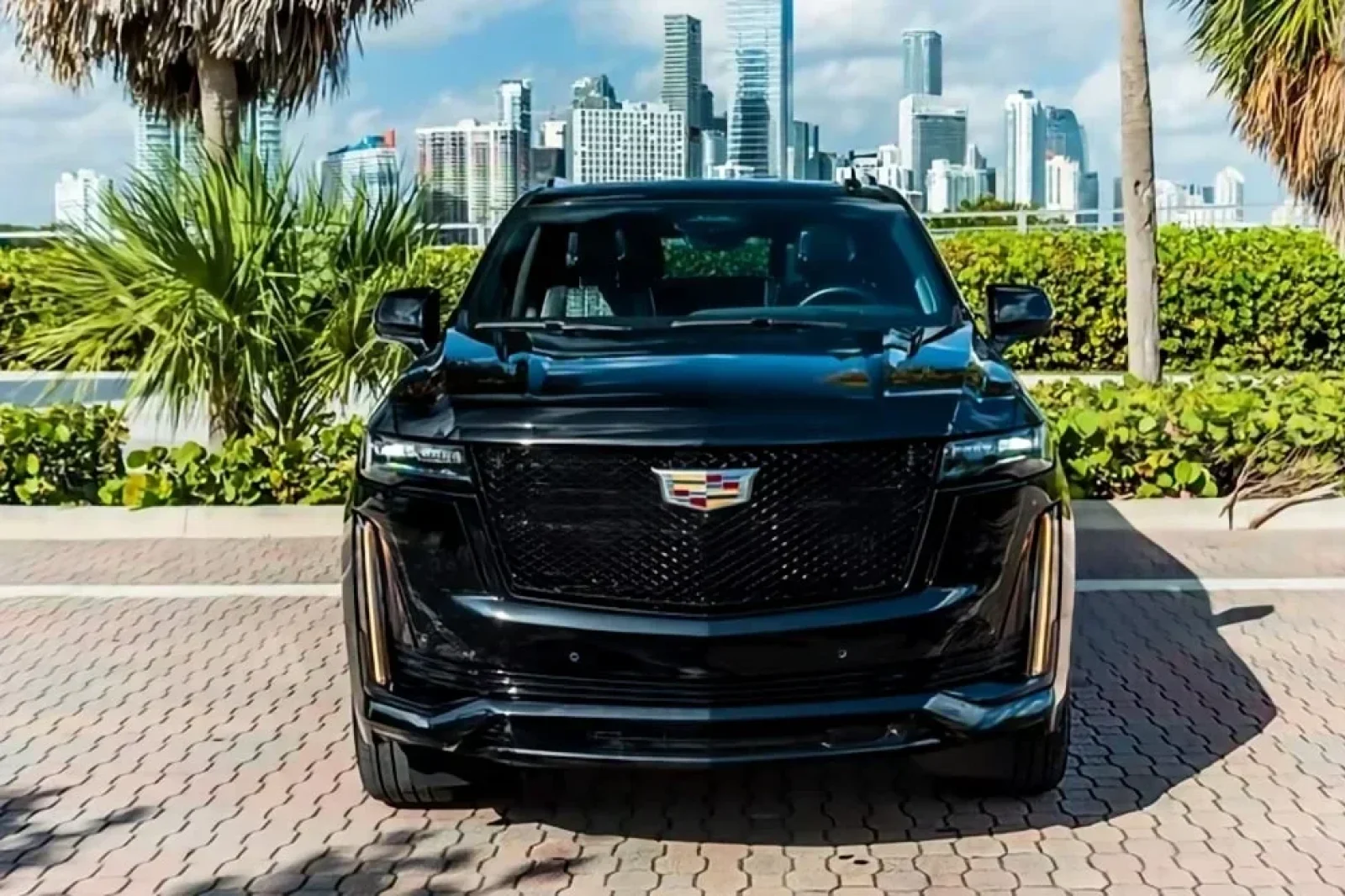 Alquiler Cadillac Escalade ESV Negro 2022 en Miami - 2 