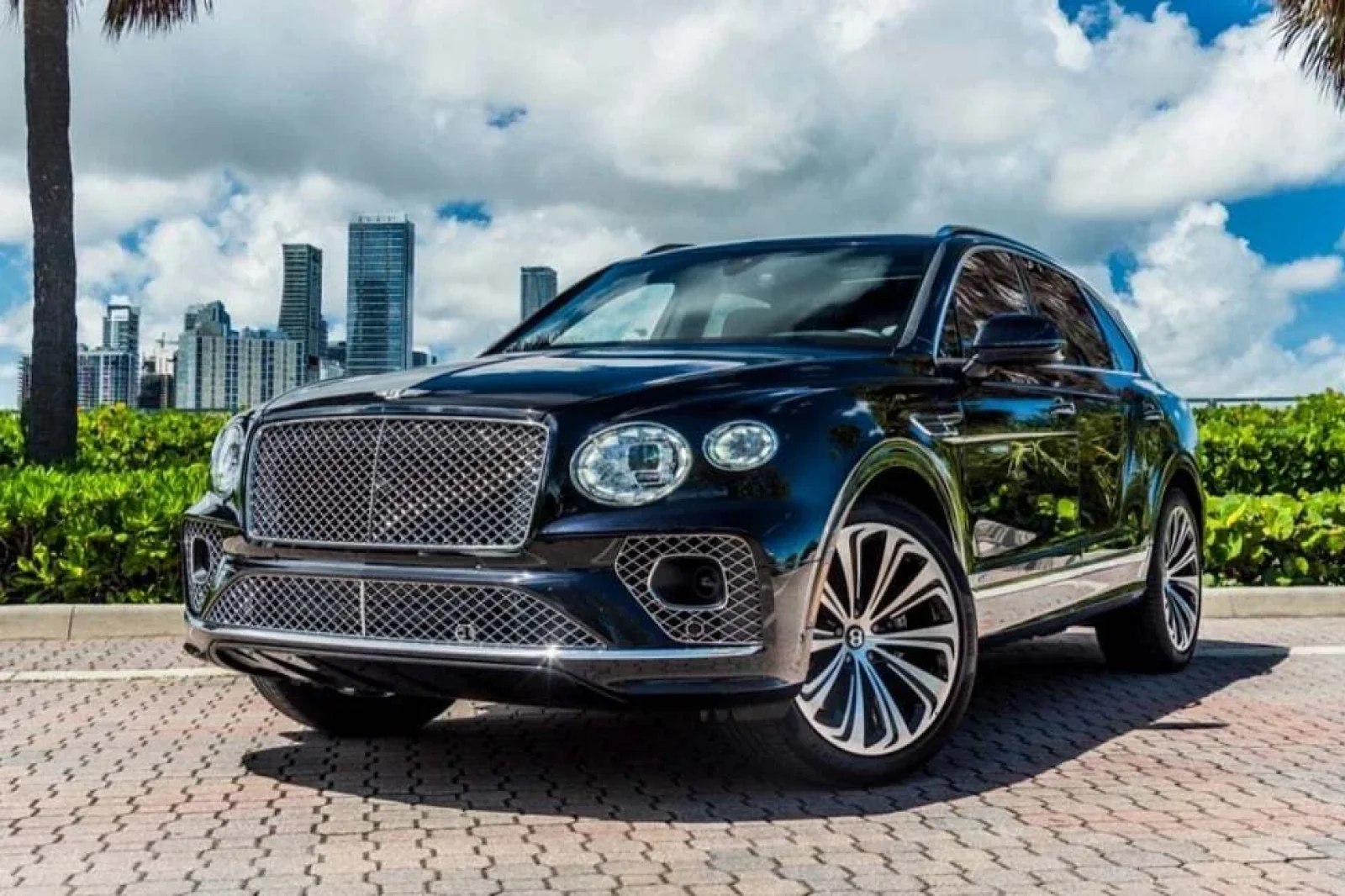 Rent Bentley Bentayga  Black 2023 in Miami - 6 