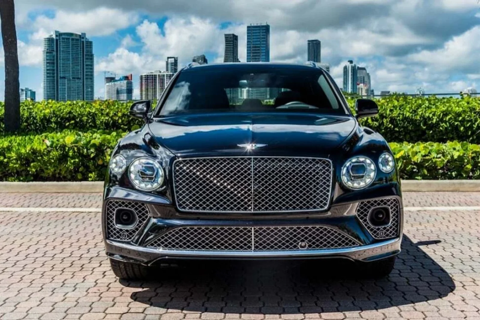 Rent Bentley Bentayga  Black 2023 in Miami - 5 