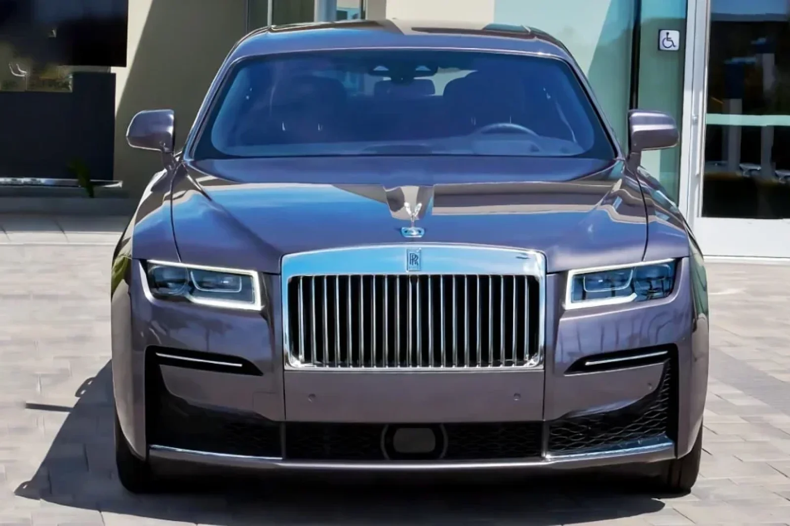 Rent Rolls-Royce Ghost  Grey 2023 in Miami - 3 