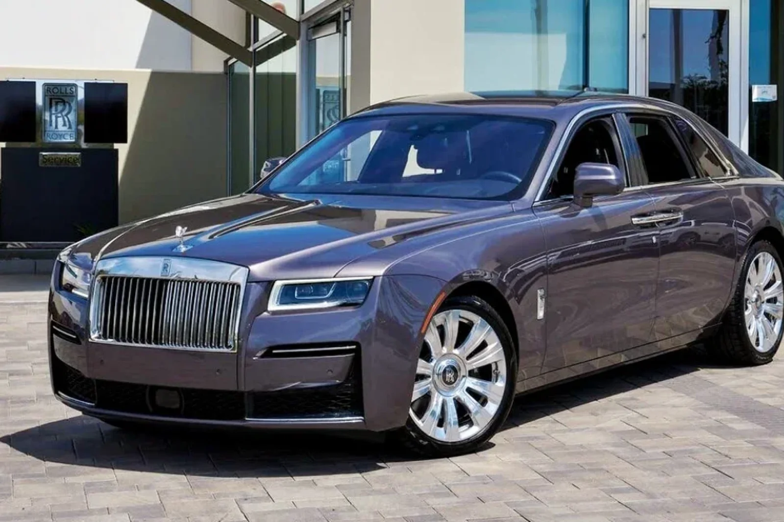 Rent Rolls-Royce Ghost  Grey 2023 in Miami - 8 