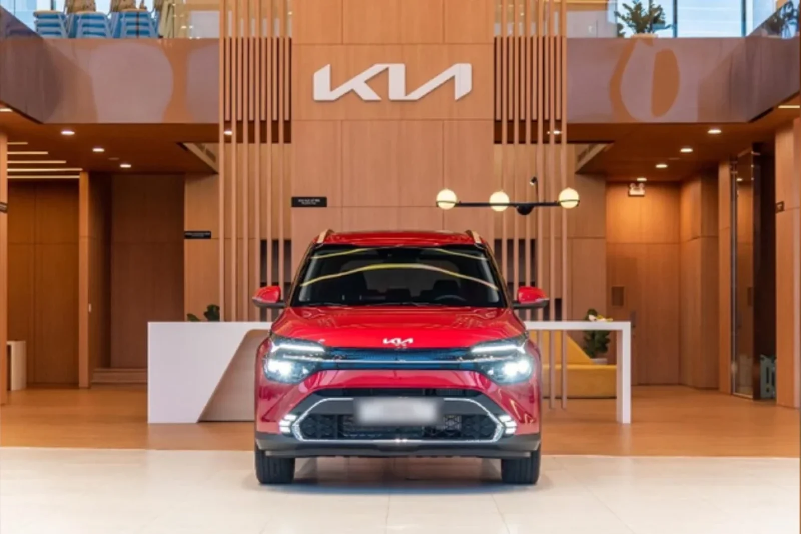 Rent Kia Carens  Red 2022 in Nha Trang - 2 
