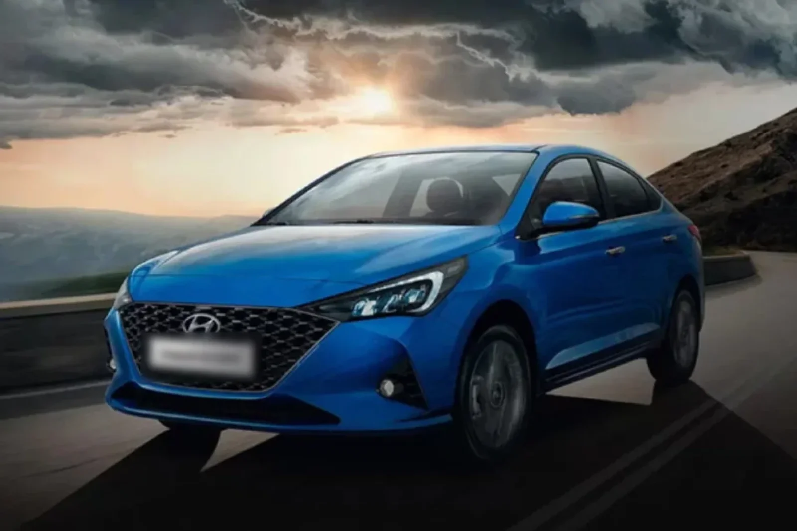 Rent Hyundai Accent  Red 2018 in Nha Trang - 3 