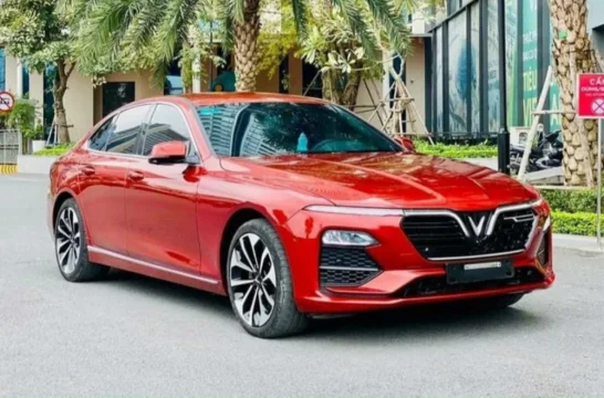 VinFast Lux Red 2021