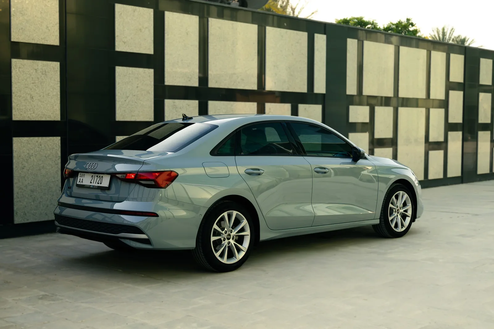 Huren Audi A3  Grijs 2026 in Abu Dhabi - 7 