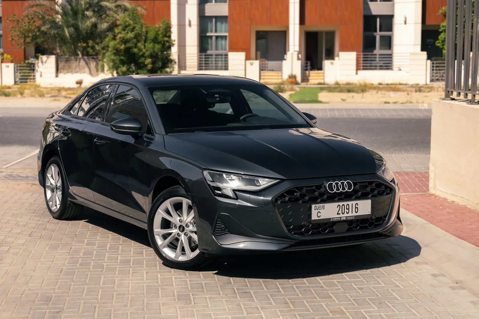 Huren Audi A3  Grijs 2026 in Abu Dhabi - 9 