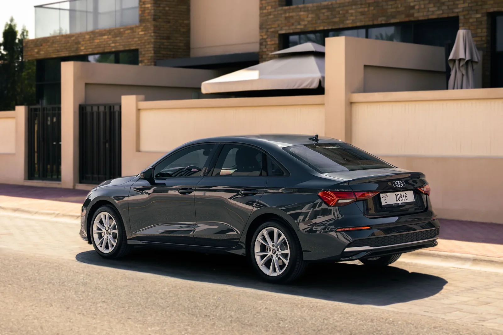 Huren Audi A3  Grijs 2026 in Abu Dhabi - 8 