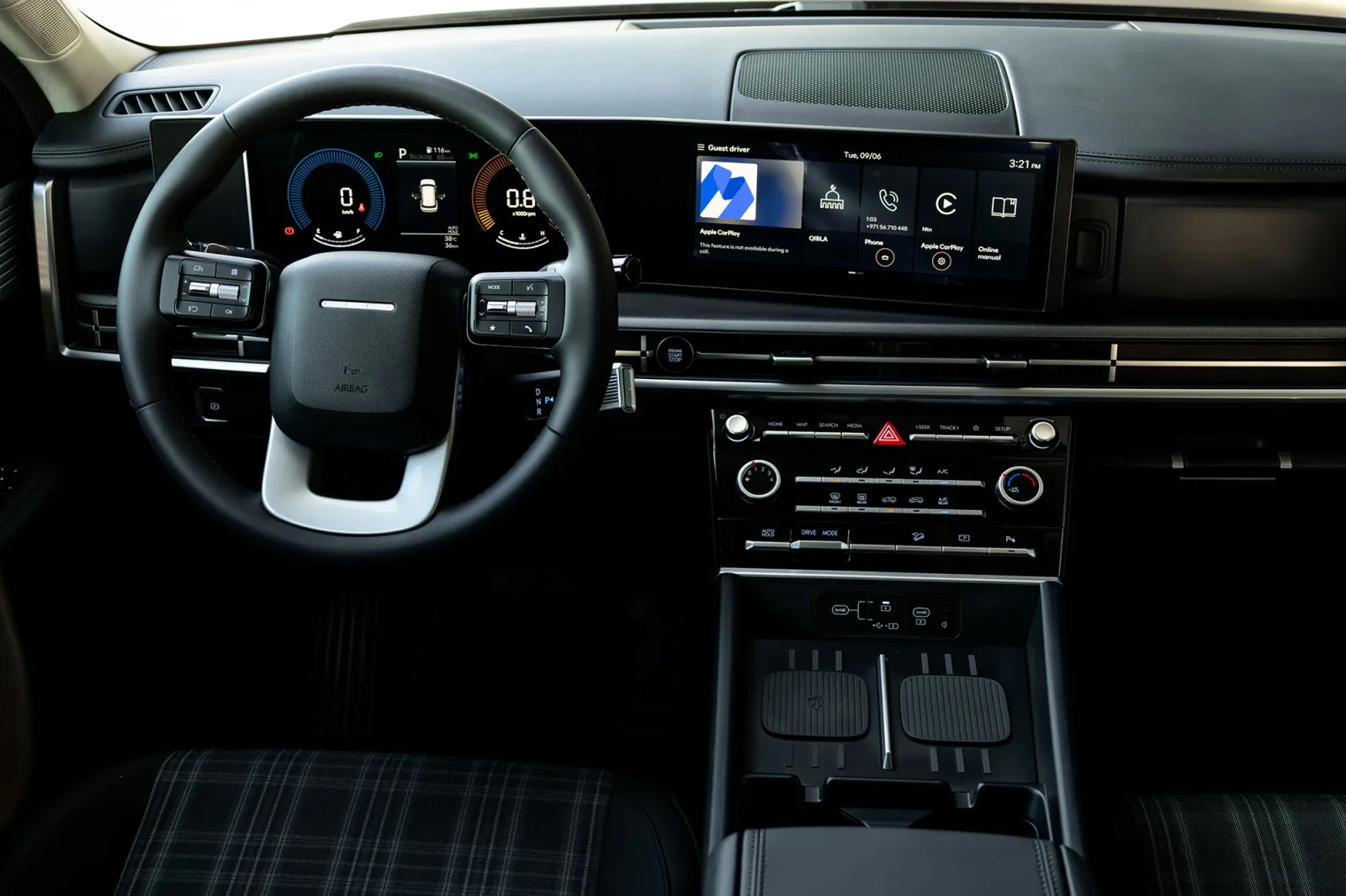 Huren Hyundai Santa Fe  Bruin 2026 in Abu Dhabi - 4 