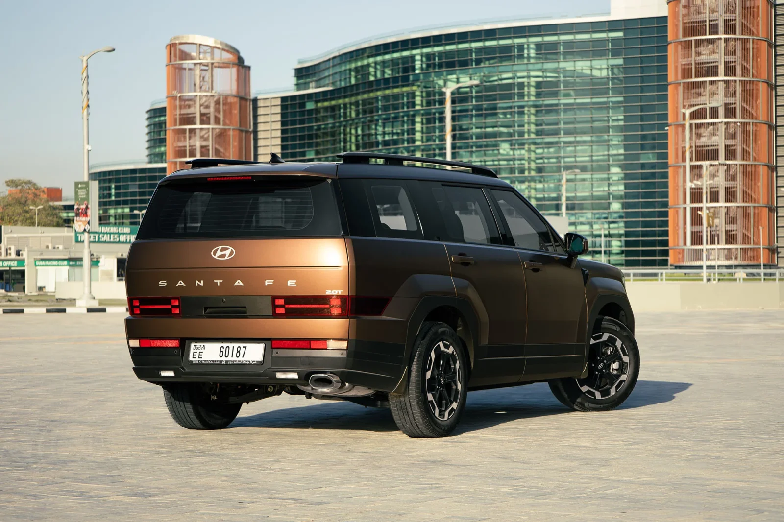 Huren Hyundai Santa Fe  Bruin 2026 in Abu Dhabi - 8 