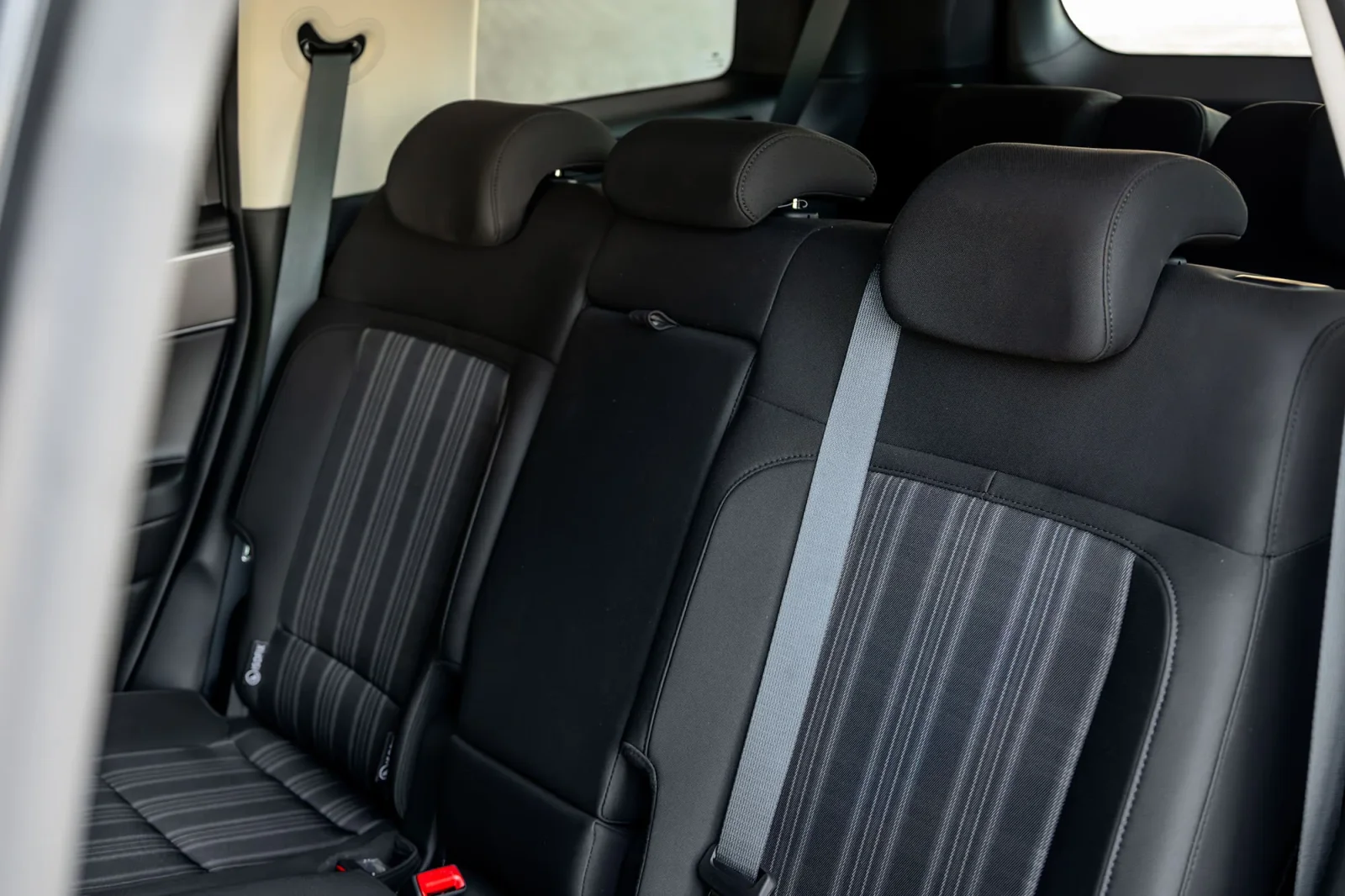 Huren Hyundai Santa Fe  Bruin 2026 in Abu Dhabi - 7 