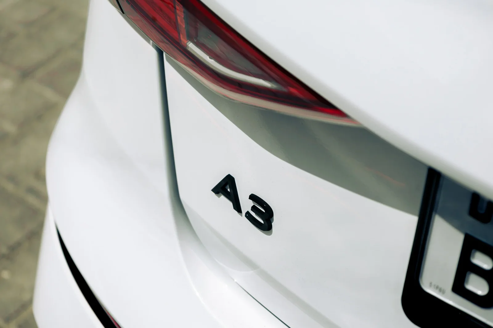 Huren Audi A3  Wit 2026 in Abu Dhabi - 15 