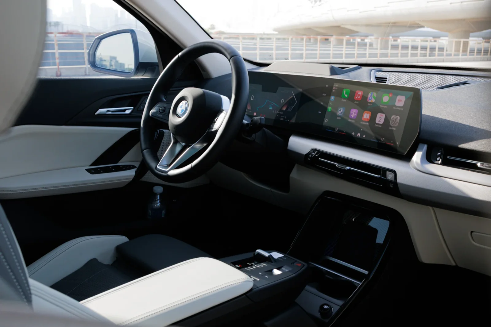 Huren BMW X2  Wit 2026 in Abu Dhabi - 3 