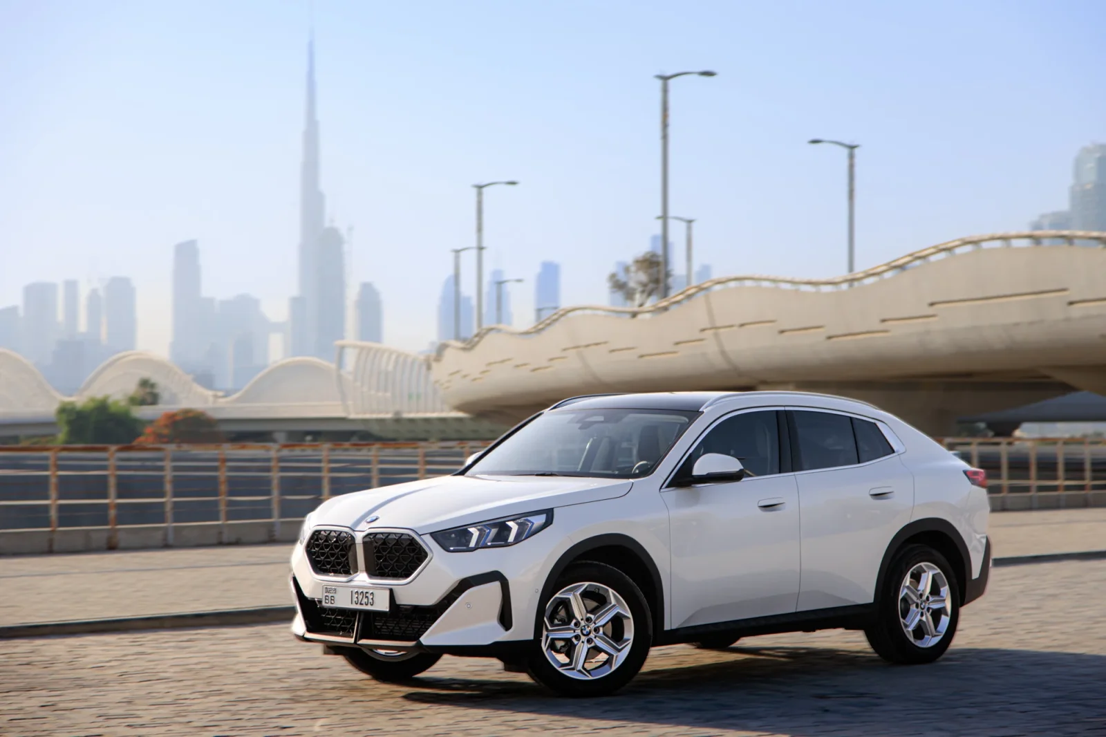 Huren BMW X2  Wit 2026 in Abu Dhabi - 8 