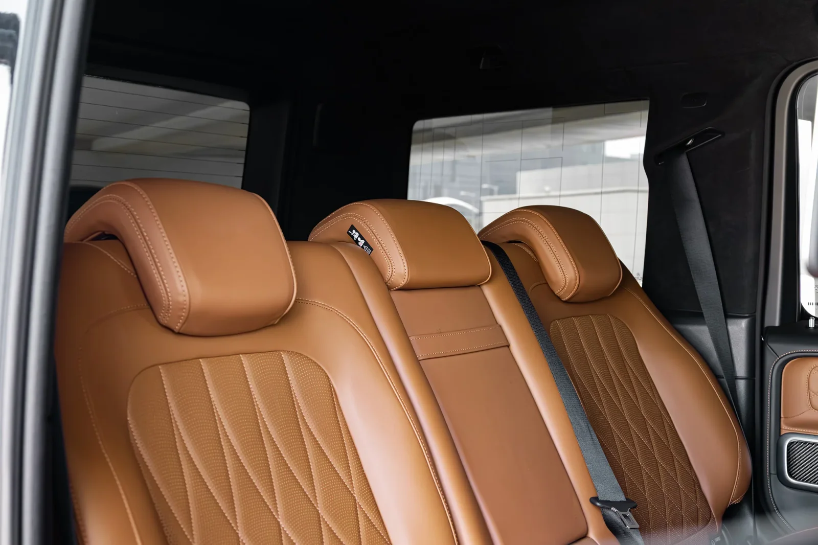 Huren Mercedes-Benz G-Class 63 AMG Zwart 2025 in Abu Dhabi - 6 