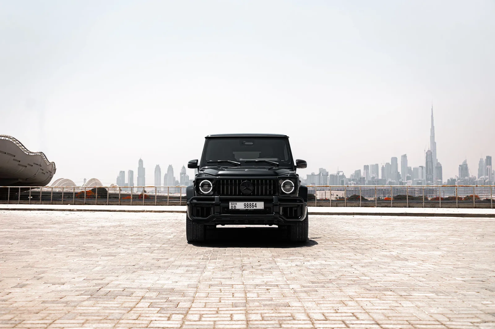 Huren Mercedes-Benz G-Class 63 AMG Zwart 2025 in Abu Dhabi - 2 