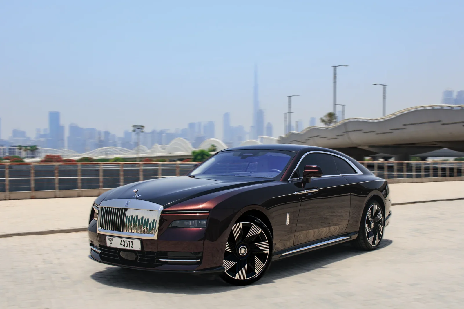 Huren Rolls-Royce Spectre  Zwart 2024 in Abu Dhabi - 2 