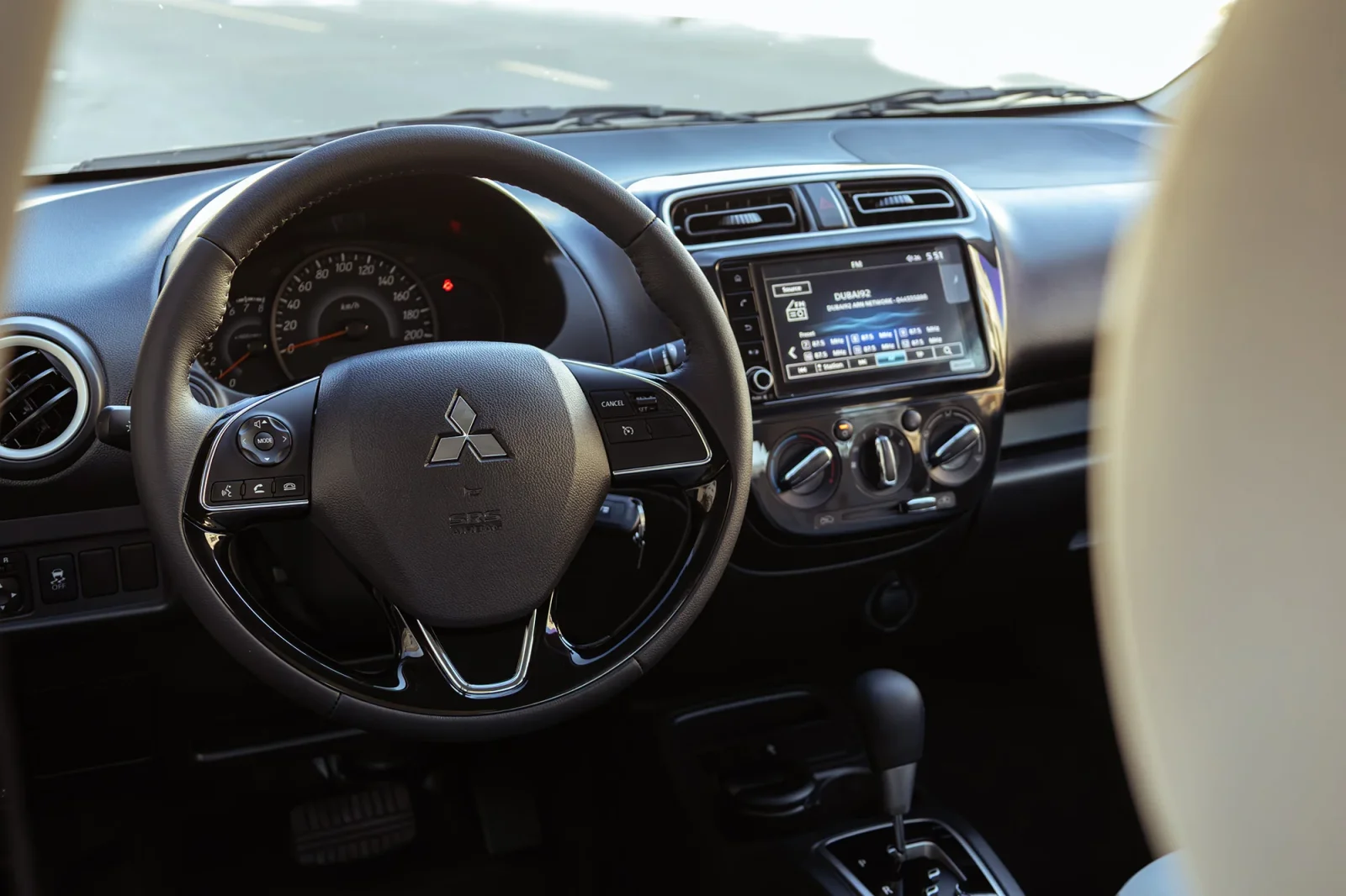 Huren Mitsubishi Attrage  Zwart 2026 in Abu Dhabi - 3 