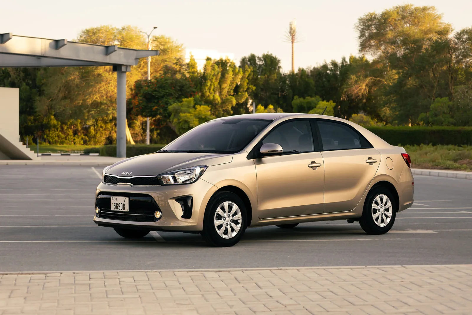Huren Kia Pegas  Goud 2026 in Abu Dhabi - 2 