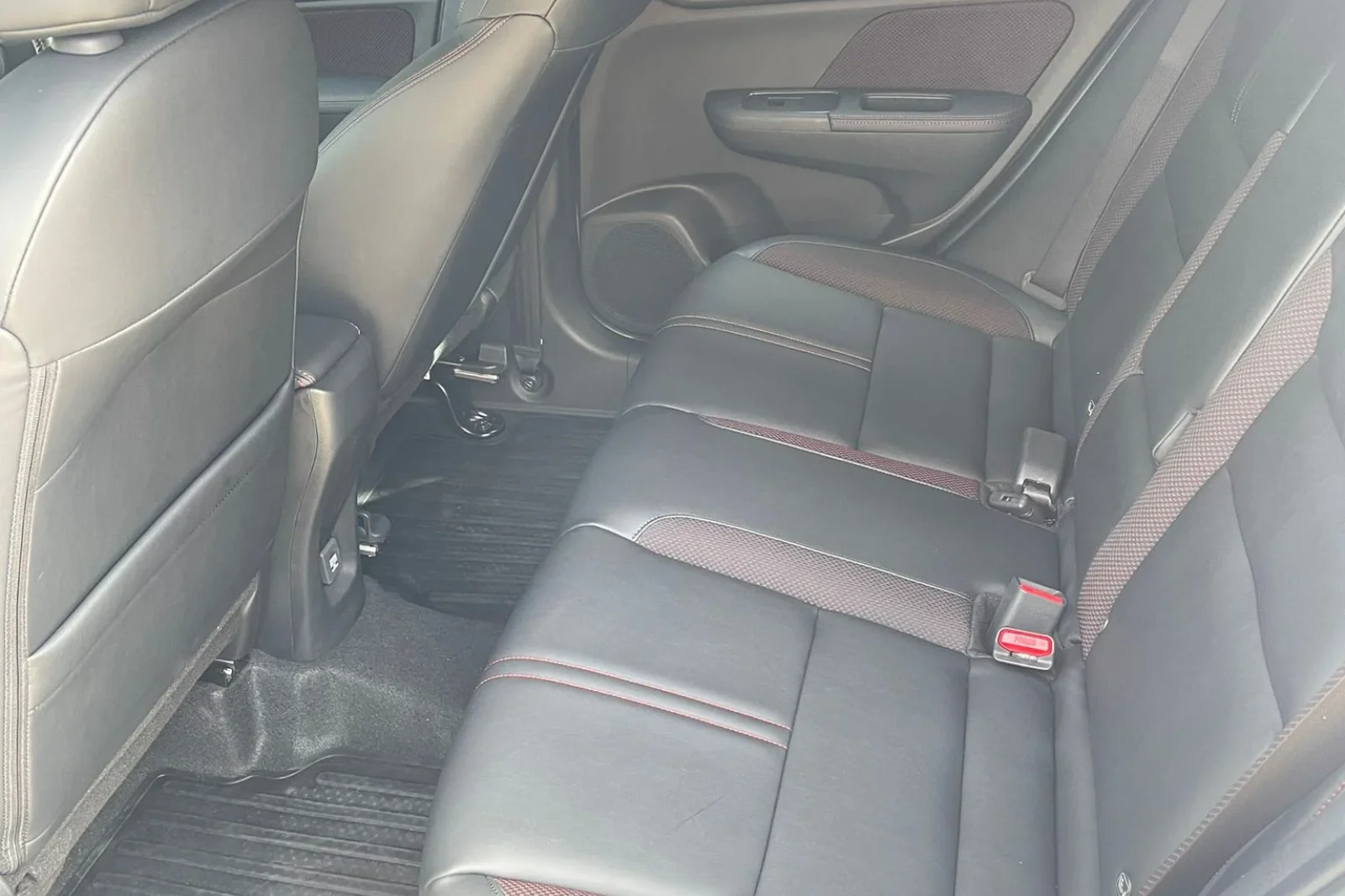 Miete Honda WR-V  Weiß 2023 in der Phuket - 3 