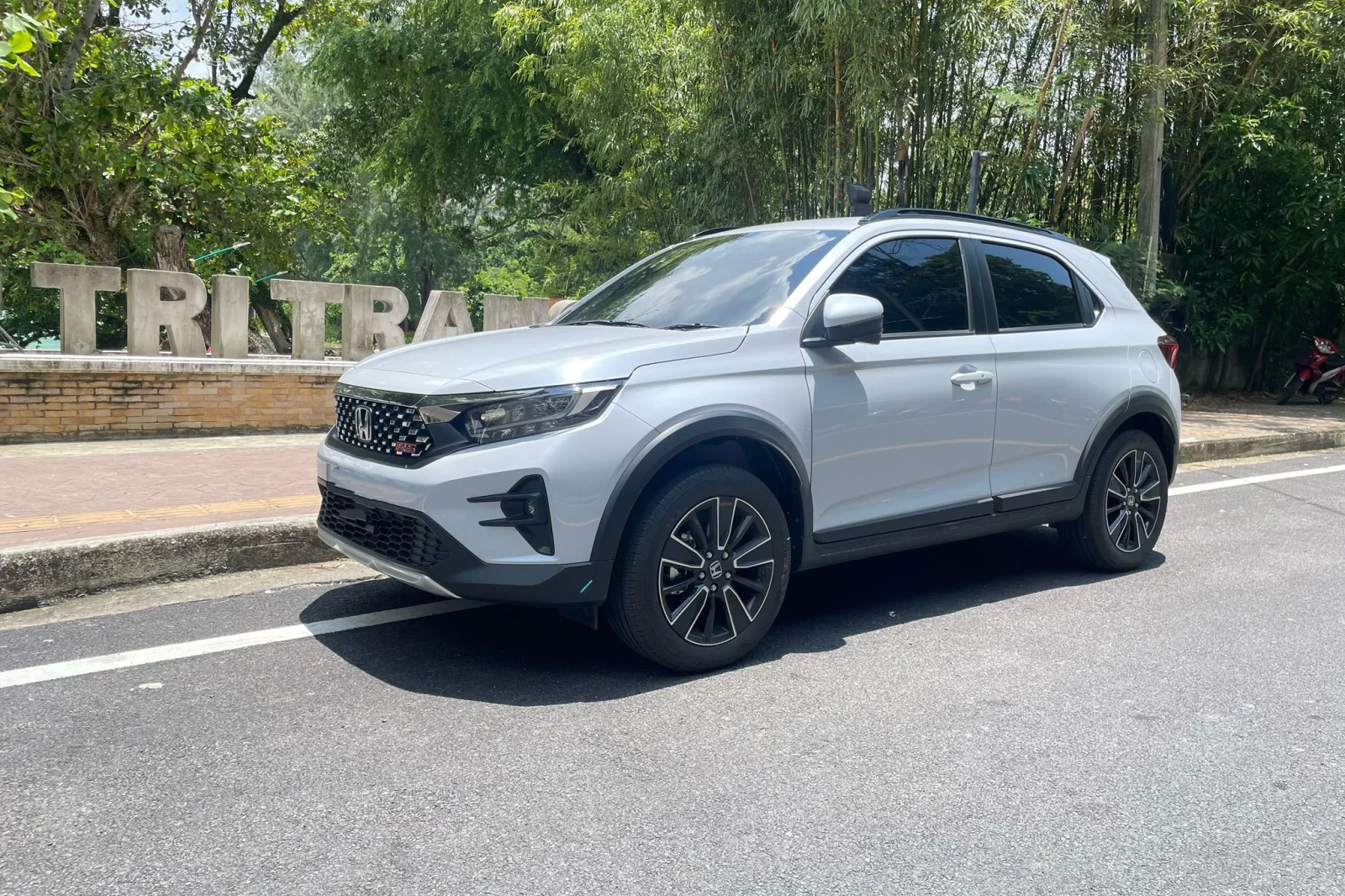 Miete Honda WR-V  Weiß 2023 in der Phuket