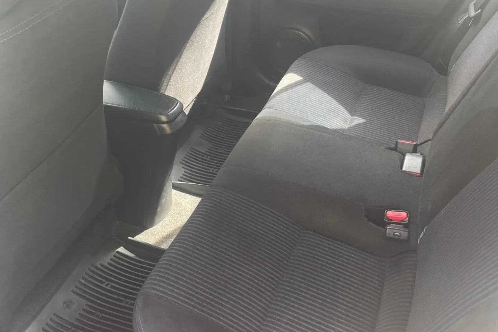 Miete Toyota Yaris  Weiß 2019 in der Phuket - 3 