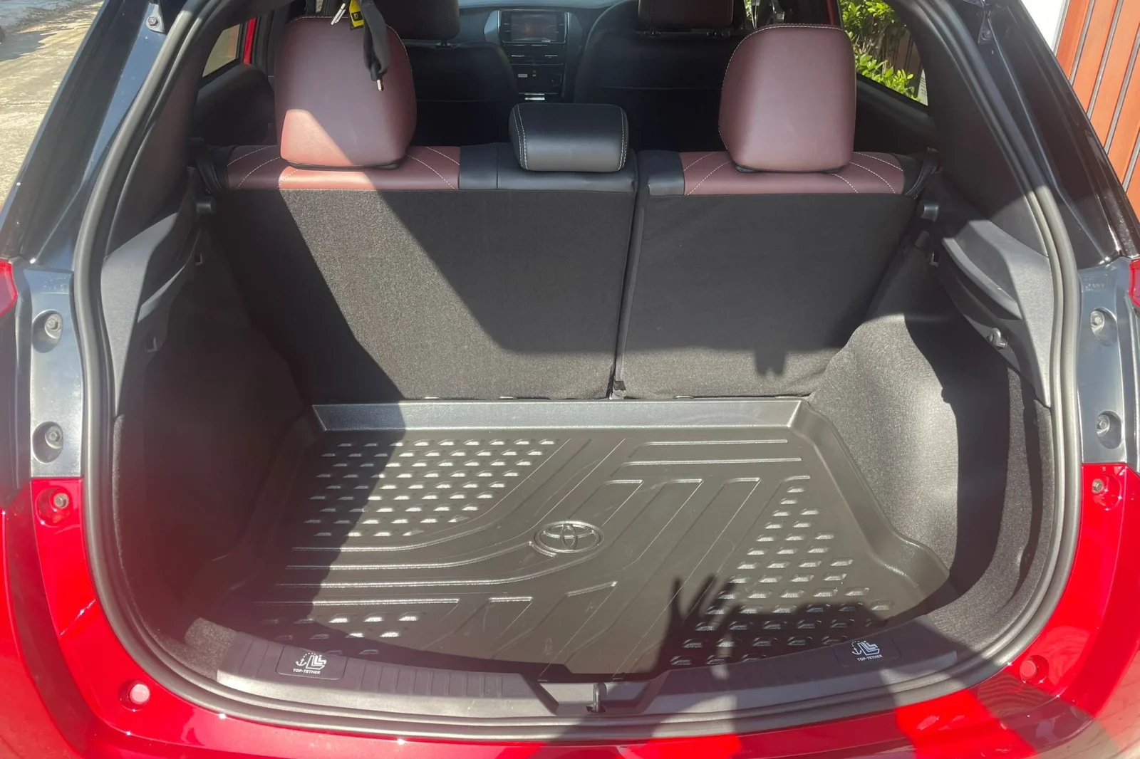 Miete Toyota Yaris  Rot 2022 in der Phuket - 3 