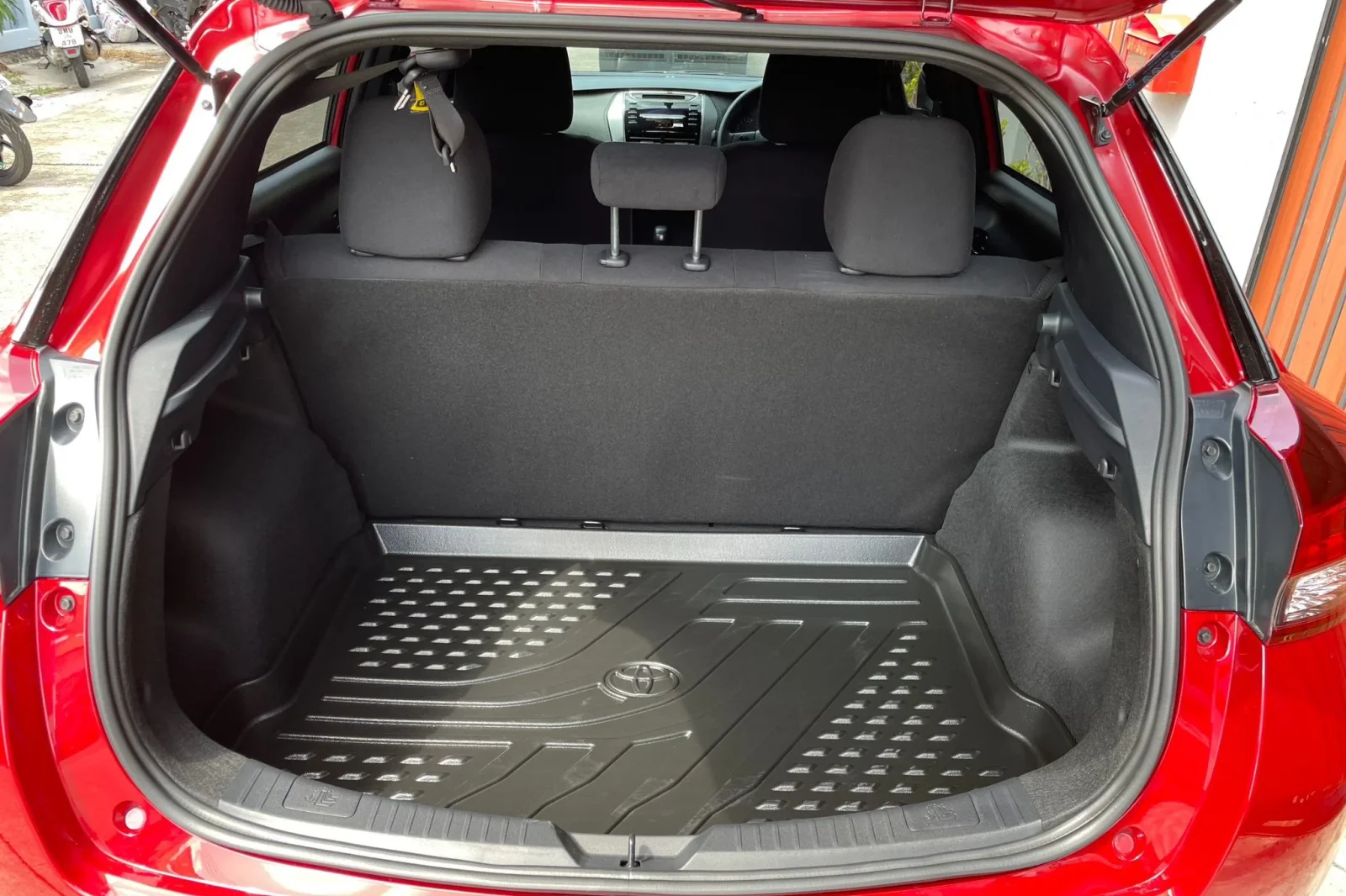 Miete Toyota Yaris  Rot 2021 in der Phuket - 4 