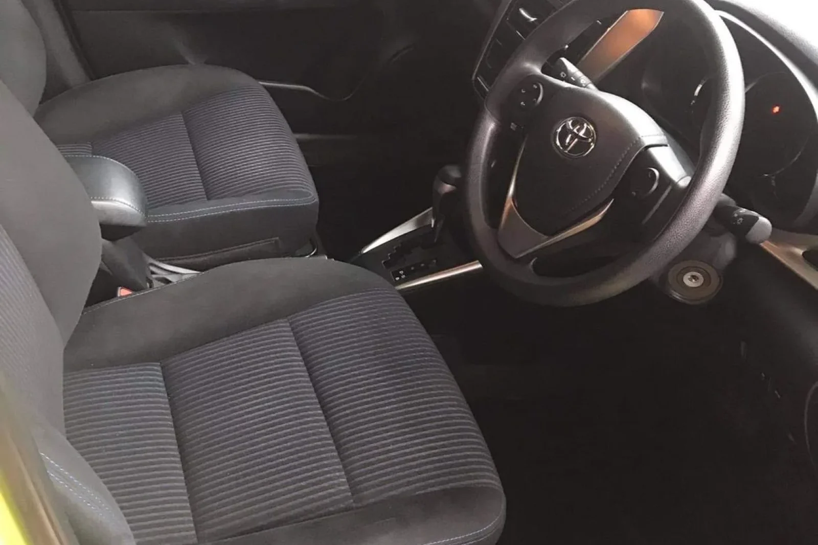 Miete Toyota Yaris  Gelb 2019 in der Phuket - 2 