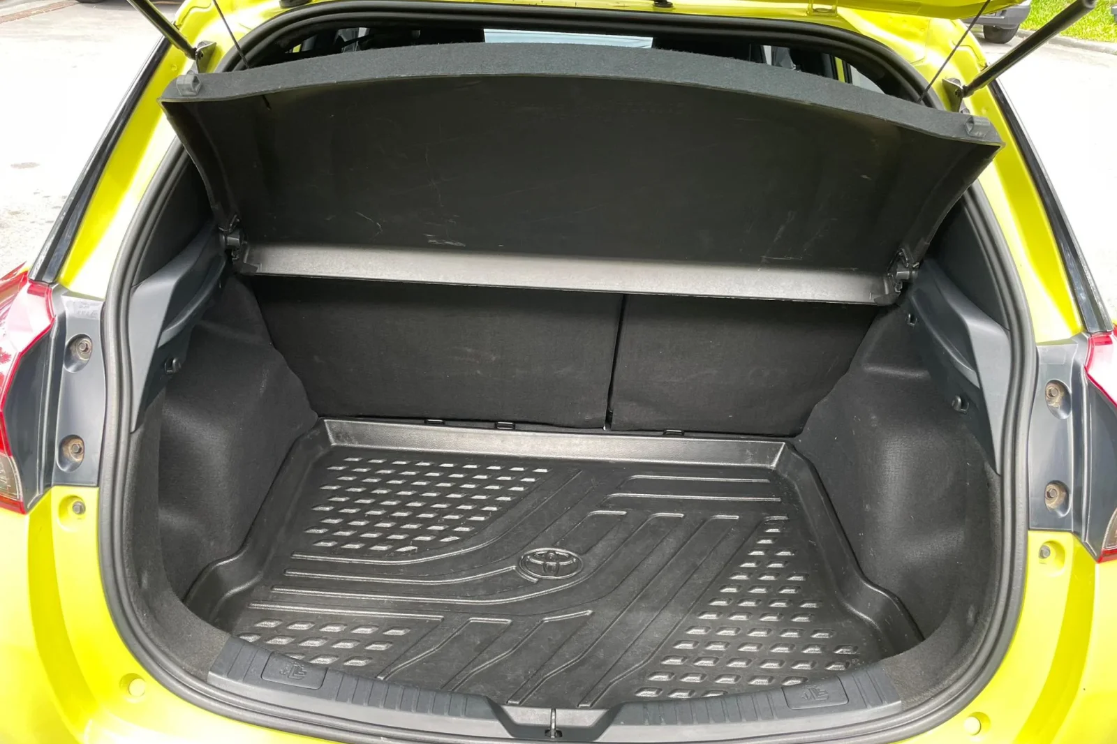 Miete Toyota Yaris  Gelb 2019 in der Phuket - 4 