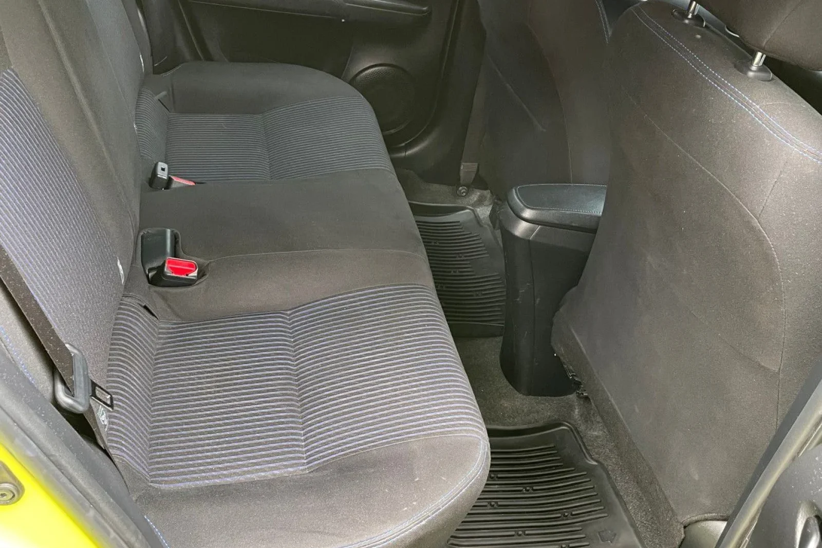 Miete Toyota Yaris  Gelb 2019 in der Phuket - 5 