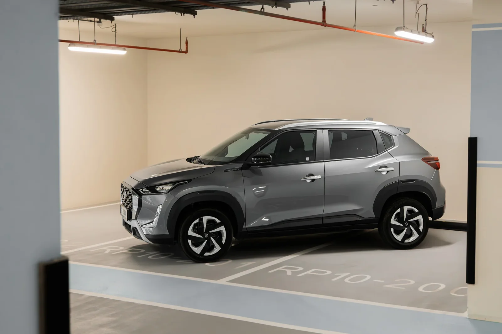 Miete Nissan Magnite  Grau 2025 in der Abu Dhabi - 11 