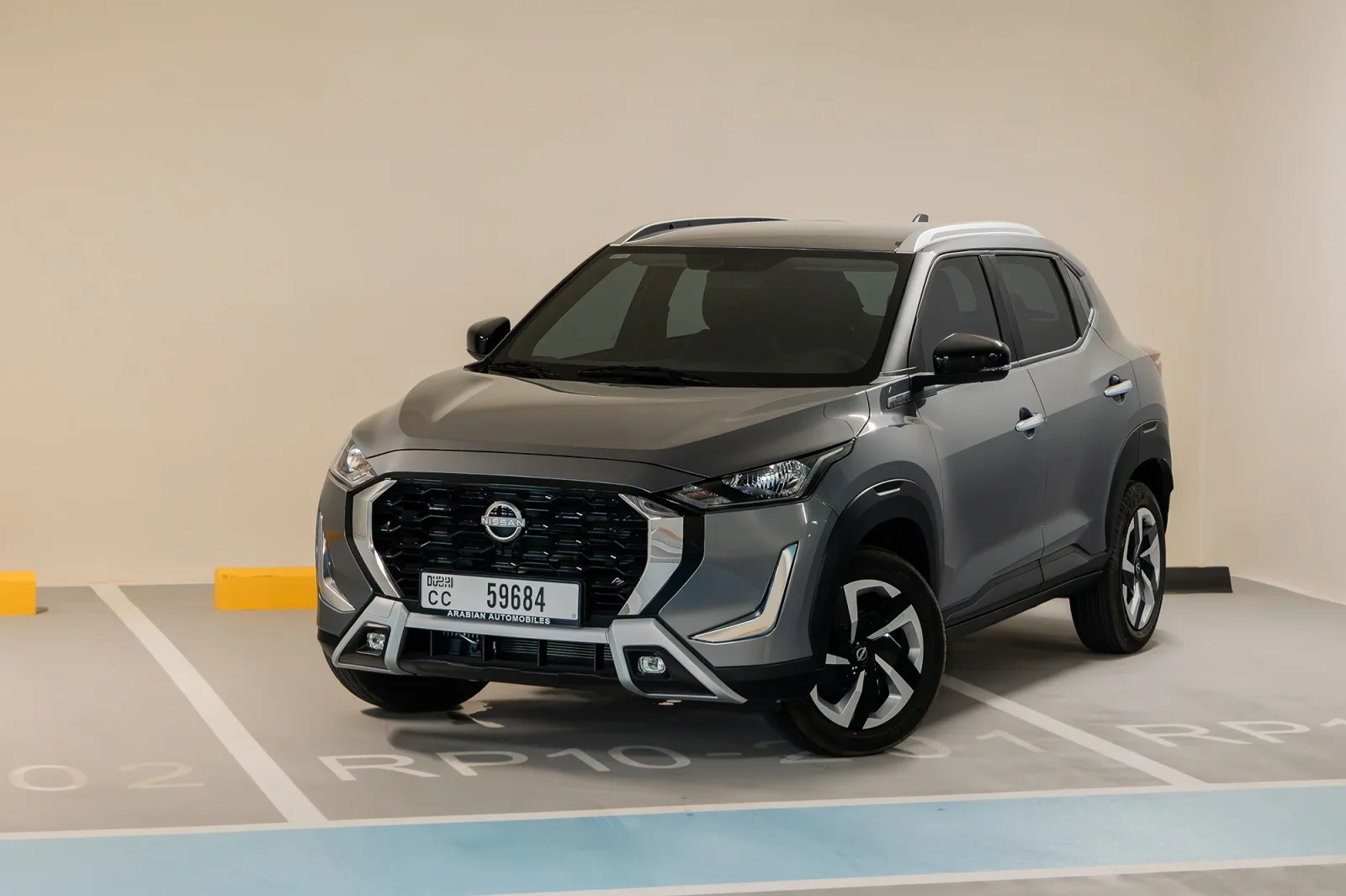 Miete Nissan Magnite  Grau 2025 in der Abu Dhabi - 2 